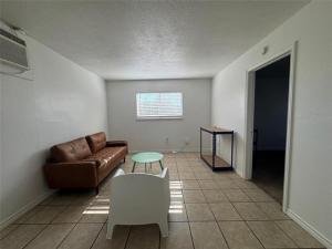 MLS #21409047 image #0