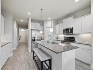 MLS #21415752 image #0